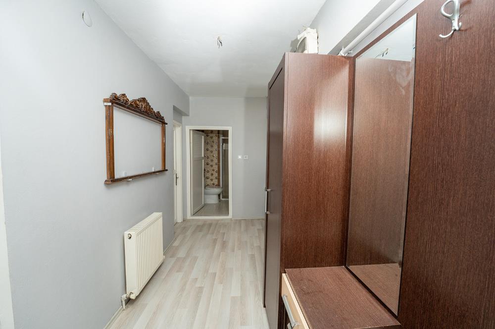 C21 Cius; Askerlik Şubesi Civarı Köşe Arakat 2+1 Kiralık Daire
