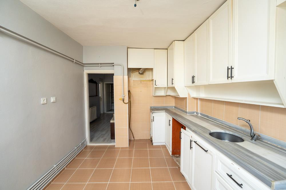 C21 Cius; Askerlik Şubesi Civarı Köşe Arakat 2+1 Kiralık Daire