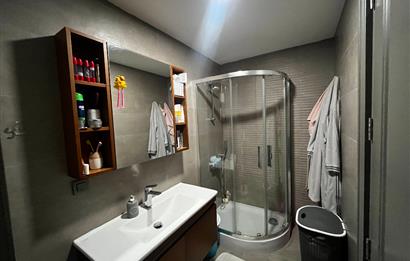 C21'DEN AYKUTOĞLU KORULİFE SiTESİNDE KAPALI MUTFAKLI 2+1 DAİRE