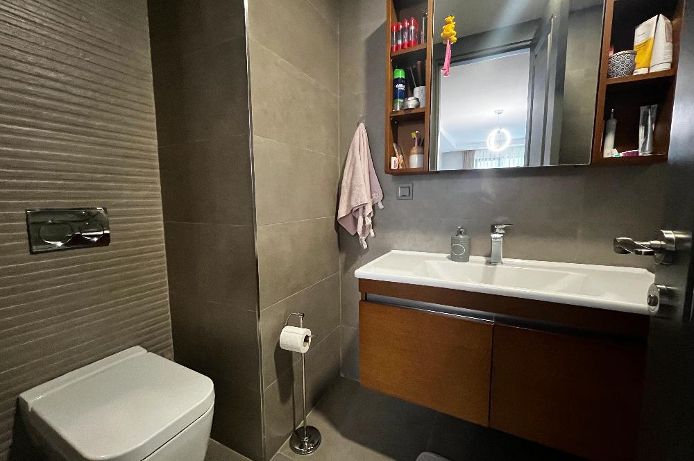 C21'DEN AYKUTOĞLU KORULİFE SiTESİNDE KAPALI MUTFAKLI 2+1 DAİRE