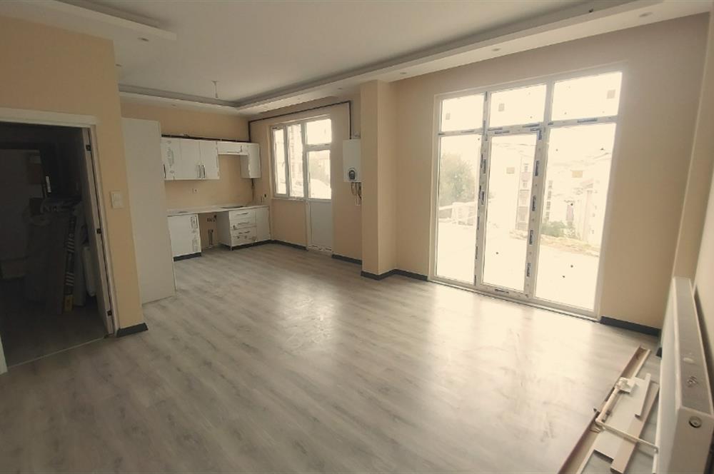 C21 LOCA 2. SAKARYA MAH. AZMAN ÇAVUŞ LOKASYONUNDA KİRALIK DAİRE