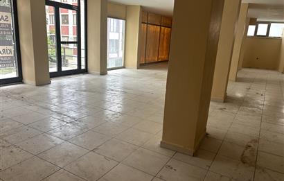 EYÜP GÜZELTEPE'DE CADDE ÜZERİ 240 M2 SATILIK DÜKKAN
