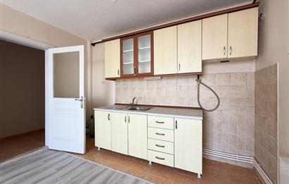 CENTURY 21 BAL 'DAN TOKİ  DE  NET 60 M2 FERAH GENİŞ KİRALIK 1+1 