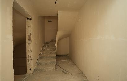 C21 Cius; Hamidiye Mah. Roda Arkası Asansörlü 4+1 Dubleks Daire