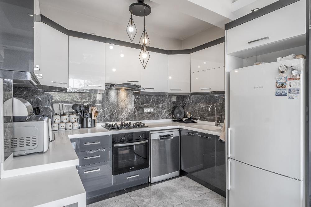 Bodrum Umurca'da Deniz Manzaralı Özel Bahçeli Satılık 3+1 Villa