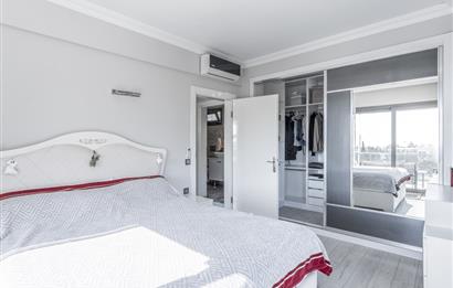 Bodrum Umurca'da Deniz Manzaralı Özel Bahçeli Satılık 3+1 Villa