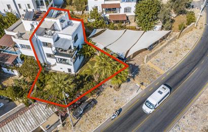 Bodrum Umurca'da Deniz Manzaralı Özel Bahçeli Satılık 3+1 Villa