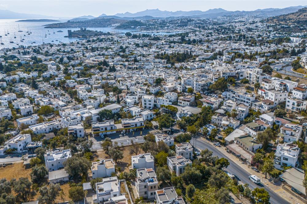 Bodrum Umurca'da Deniz Manzaralı Özel Bahçeli Satılık 3+1 Villa