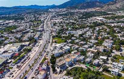 BODRUM KONACIKTA ANA CADDEYE YAKIN SATILIK 1+1 OFİS