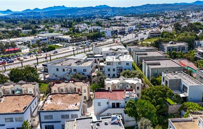 BODRUM KONACIKTA ANA CADDEYE YAKIN SATILIK 1+1 OFİS