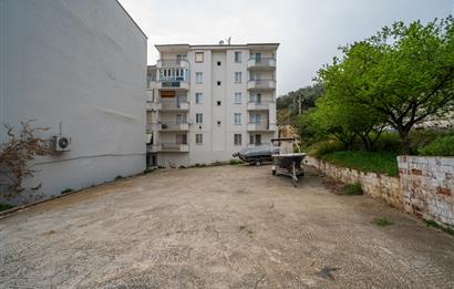 C21 Cius; Havuz ve Plajlı Site İçerisinde Deniz Manzaralı Daire