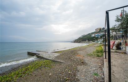 C21 Cius; Havuz ve Plajlı Site İçerisinde Deniz Manzaralı Daire