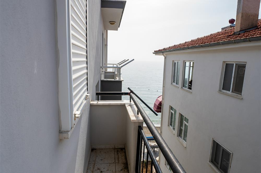 C21 Cius; Havuz ve Plajlı Site İçerisinde Deniz Manzaralı Daire