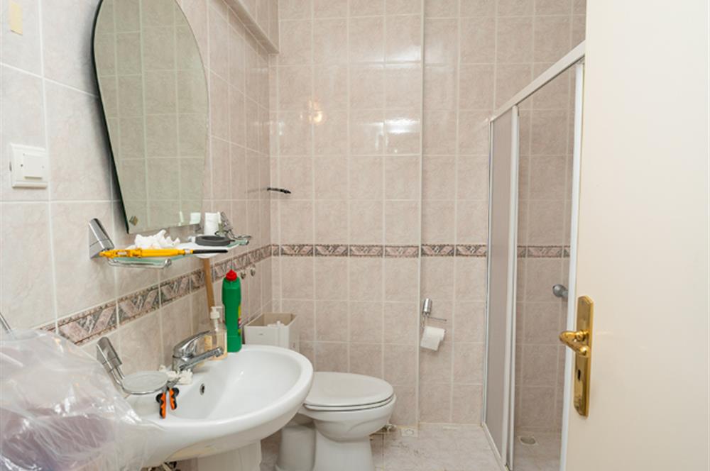 C21 Cius; Havuz ve Plajlı Site İçerisinde Deniz Manzaralı Daire