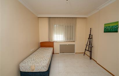 C21 Cius; Havuz ve Plajlı Site İçerisinde Deniz Manzaralı Daire