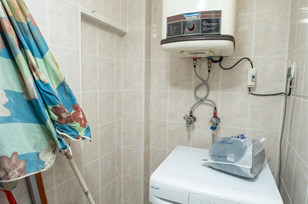 C21 Cius; Havuz ve Plajlı Site İçerisinde Deniz Manzaralı Daire