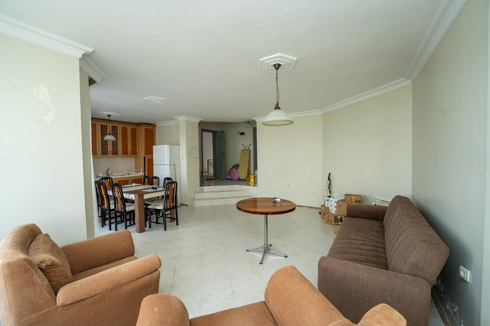 C21 Cius; Havuz ve Plajlı Site İçerisinde Deniz Manzaralı Daire