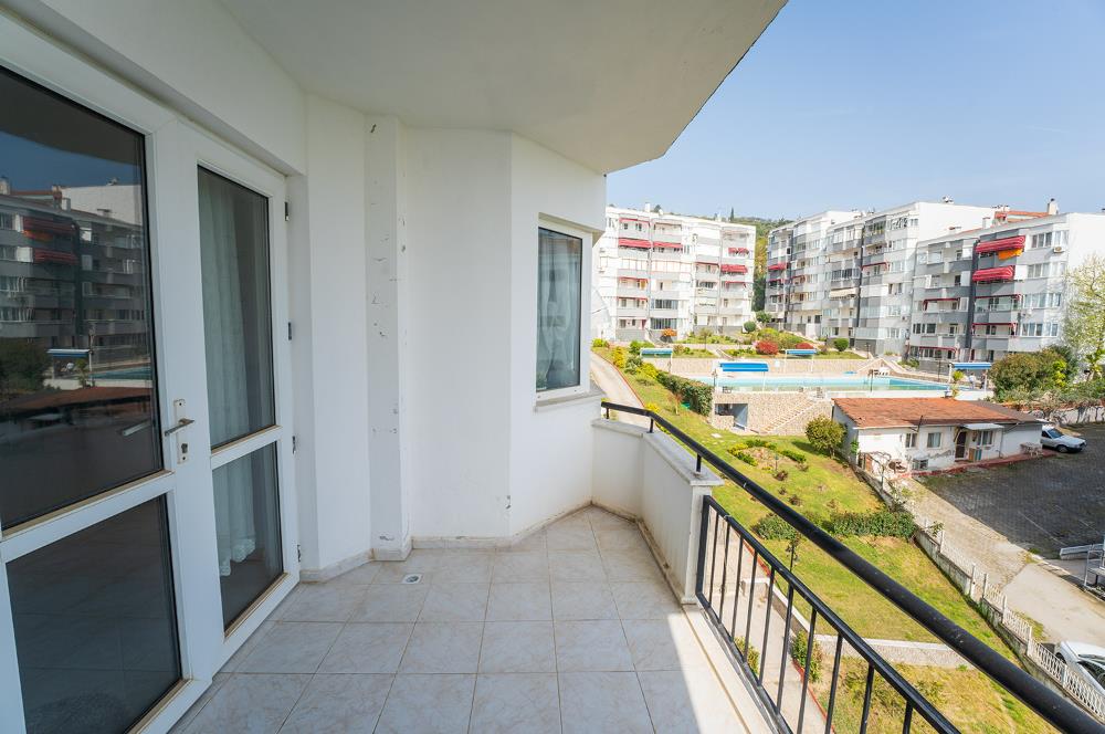 C21 Cius; Havuz ve Plajlı Site İçerisinde Deniz Manzaralı Daire