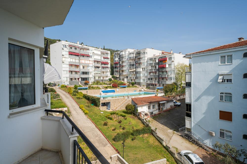 C21 Cius; Havuz ve Plajlı Site İçerisinde Deniz Manzaralı Daire