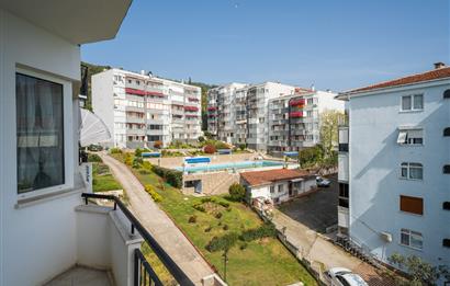 C21 Cius; Havuz ve Plajlı Site İçerisinde Deniz Manzaralı Daire