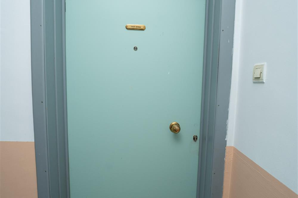 C21 Cius; Havuz ve Plajlı Site İçerisinde Deniz Manzaralı Daire