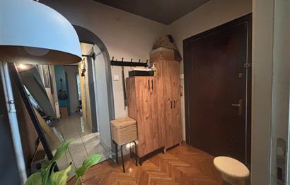 ŞİŞLİ KURTULUŞ CADDESİNDE 2+1 SATILIK DAİRE