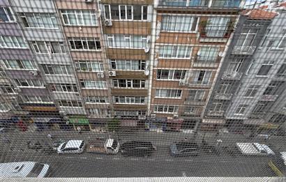 ŞİŞLİ KURTULUŞ CADDESİNDE 2+1 SATILIK DAİRE