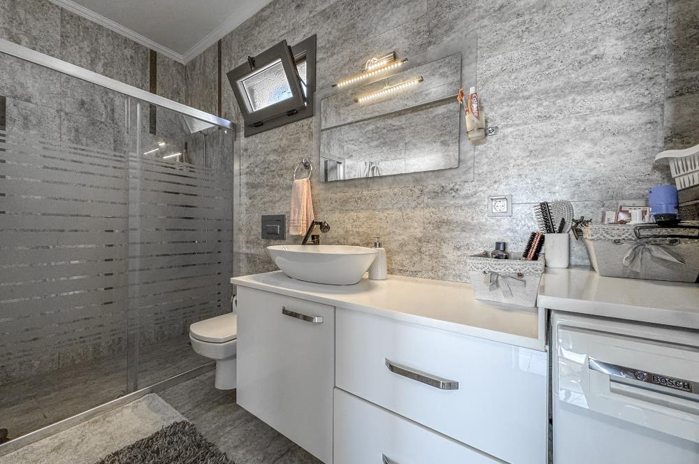 Bodrum Umurca'da Deniz Manzaralı Özel Bahçeli Satılık 3+1 Villa