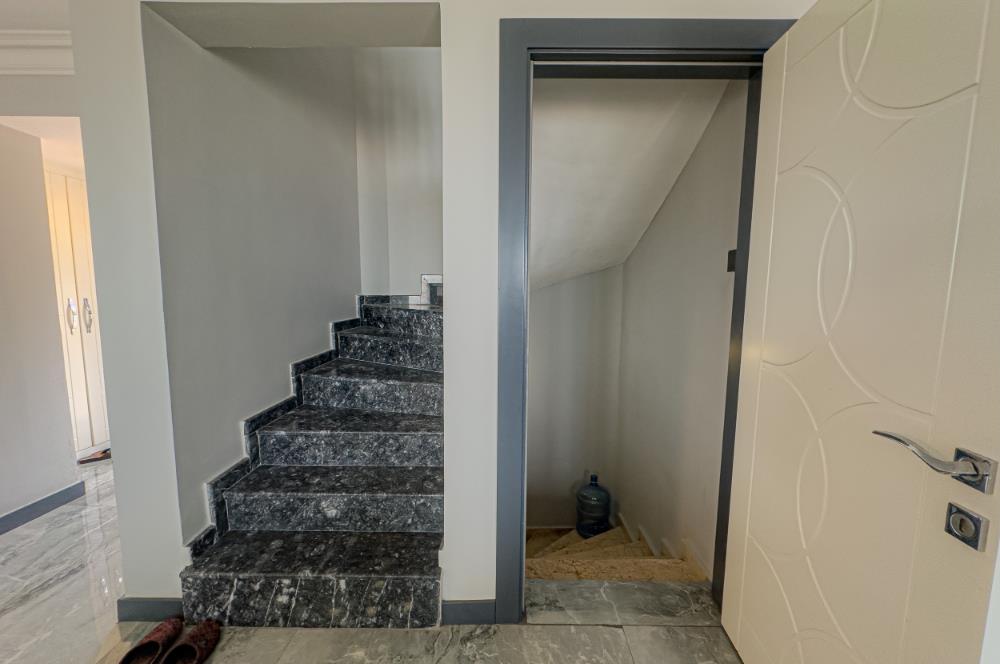 BURSA MUDANYA HALİTPAŞA'DA 5,5 +1 LÜKS SATILIK VİLLA