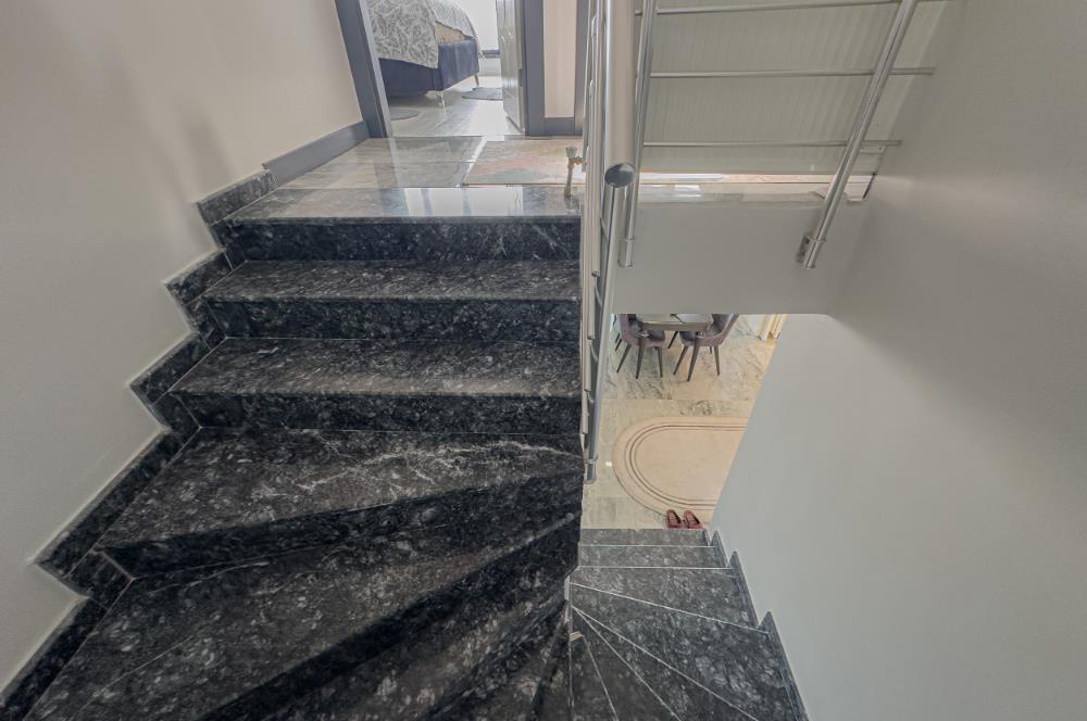 BURSA MUDANYA HALİTPAŞA'DA 5,5 +1 LÜKS SATILIK VİLLA