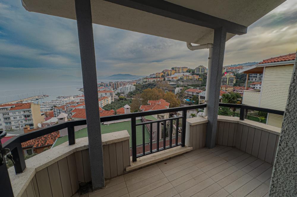 BURSA MUDANYA HALİTPAŞA'DA 5,5 +1 LÜKS SATILIK VİLLA