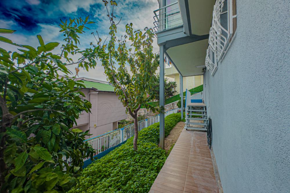 BURSA MUDANYA HALİTPAŞA'DA 5,5 +1 LÜKS SATILIK VİLLA