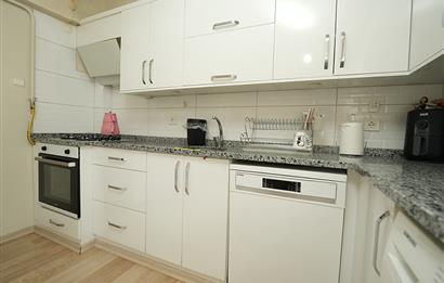 C21 Cius; İstiklal Caddesi'nde Deniz Manzaralı Full Yapılı Daire