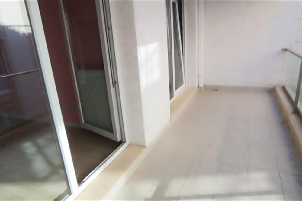 CENTURY 21 GERÇEKTEN KEMERCİTY 4 SİTESİ ARAKAT KİRALIK 2+1 DAİRE