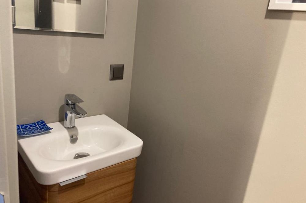 HIM SUITES KEMERBURGAZ da 1+1 EŞYALI ÇATI DUBLEKSİ