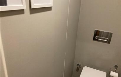 HIM SUITES KEMERBURGAZ da 1+1 EŞYALI ÇATI DUBLEKSİ