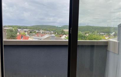 HIM SUITES KEMERBURGAZ da 1+1 EŞYALI ÇATI DUBLEKSİ