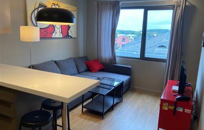 HIM SUITES KEMERBURGAZ da 1+1 EŞYALI ÇATI DUBLEKSİ