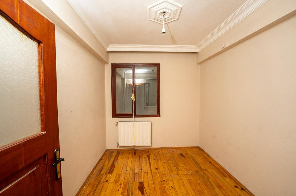 C21 Cius;Özdilek Civarında Güneş Sitesinde Ara Kat Satılık Daire