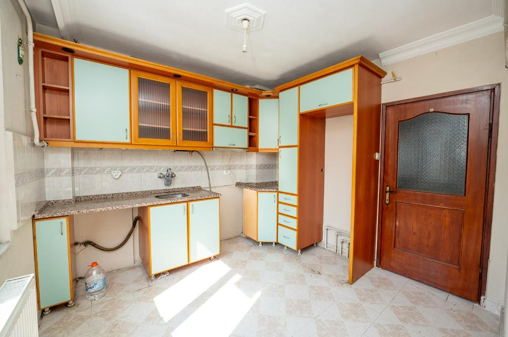 C21 Cius;Özdilek Civarında Güneş Sitesinde Ara Kat Satılık Daire