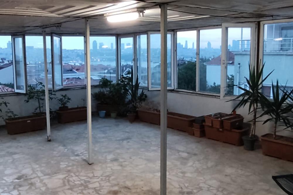 üsküdar merkezde  3 katlı müstakil satılık daire 