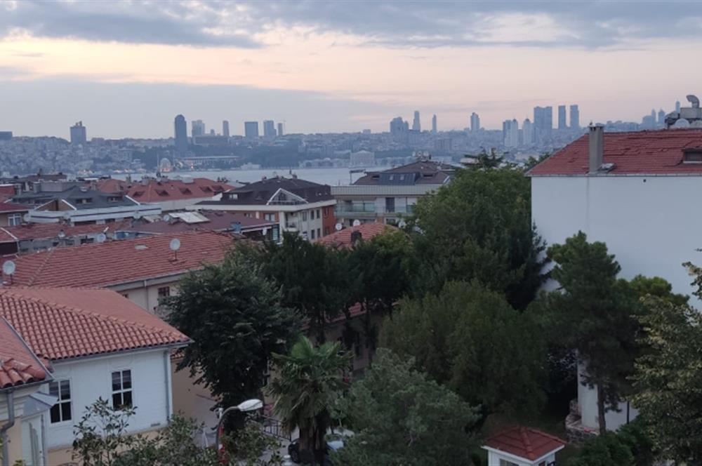 üsküdar merkezde  3 katlı müstakil satılık daire 