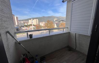 C21 Cius;Bursa Yalova Yoluna Cephe Deniz Manzaralı Ara kat Daire