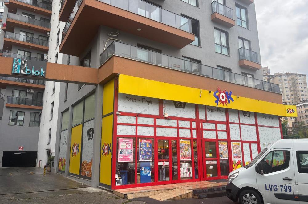 KAĞITHANE MERKEZ MEGA 2 BLOK'TA BOŞ - GENİŞ SATILIK 2+1