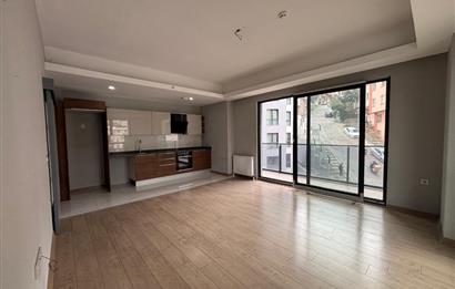 KAĞITHANE MERKEZ MEGA 2 BLOK'TA BOŞ - GENİŞ SATILIK 2+1