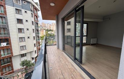 KAĞITHANE MERKEZ MEGA 2 BLOK'TA BOŞ - GENİŞ SATILIK 2+1