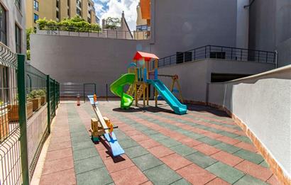 KAĞITHANE MERKEZ MEGA 2 BLOK'TA BOŞ - GENİŞ SATILIK 2+1