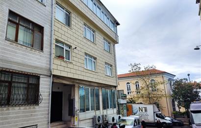 üsküdar merkezde  3 katlı müstakil satılık daire 