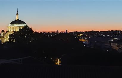 üsküdar merkezde  3 katlı müstakil satılık daire 