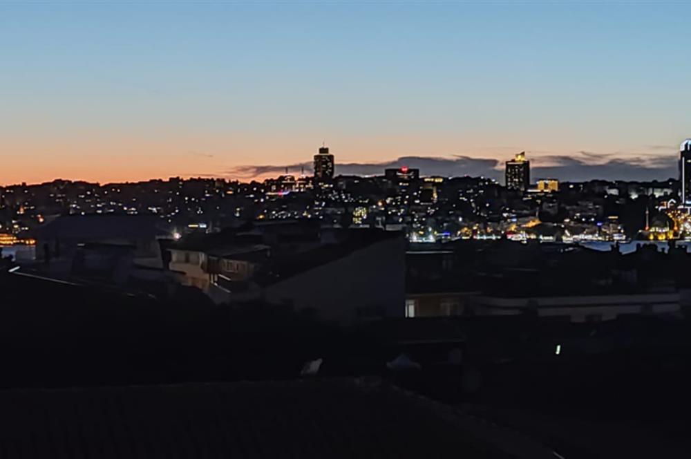 üsküdar merkezde  3 katlı müstakil satılık daire 